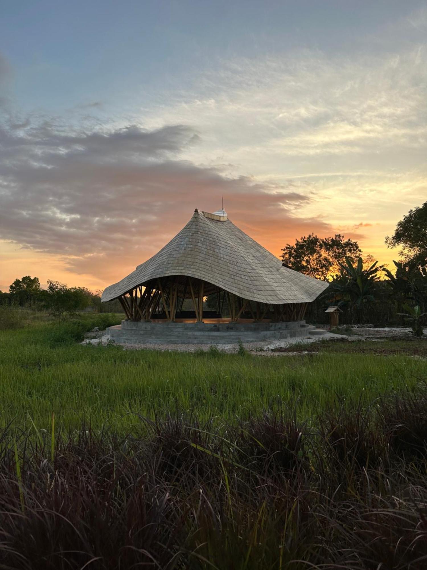 Maringi Sumba By The Sumba Hospitality Foundation Waikelo Экстерьер фото